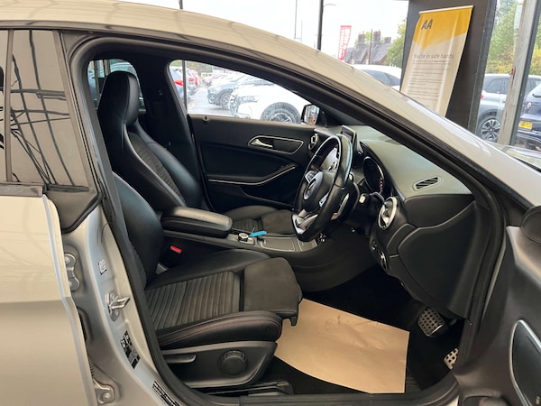 Used Mercedes-Benz CLA 2018 for sale - 76174353: Photo 10