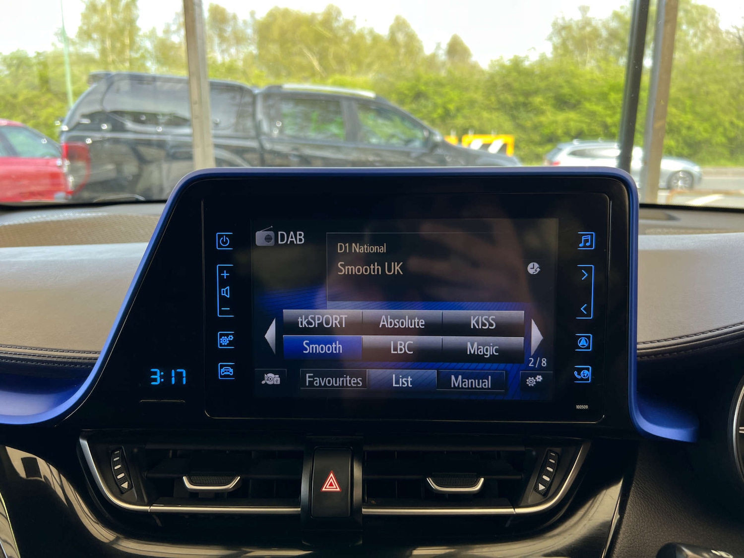 Used Toyota C-HR 2018 for sale - 78202483: Photo 13