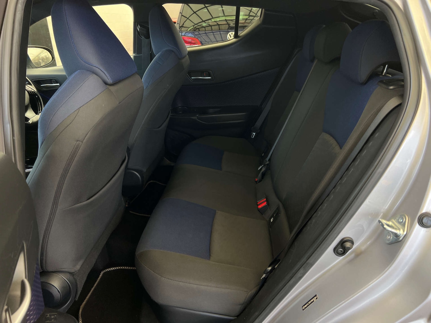 Used Toyota C-HR 2018 for sale - 78202483: Photo 23