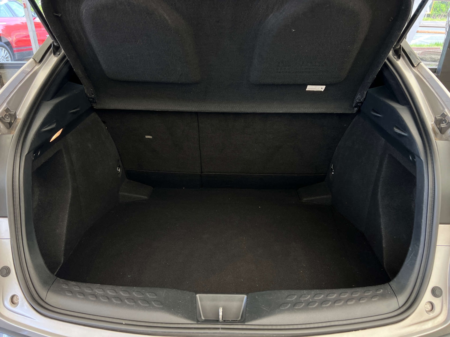 Used Toyota C-HR 2018 for sale - 78202483: Photo 24