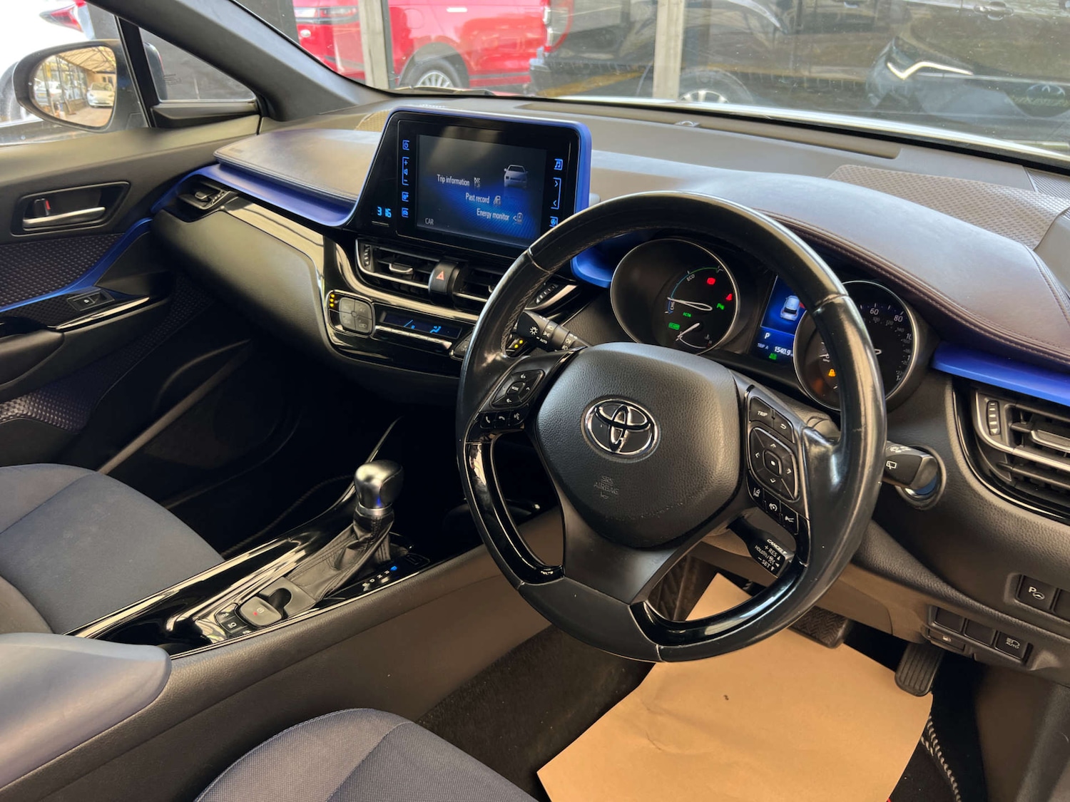 Used Toyota C-HR 2018 for sale - 78202483: Photo 8