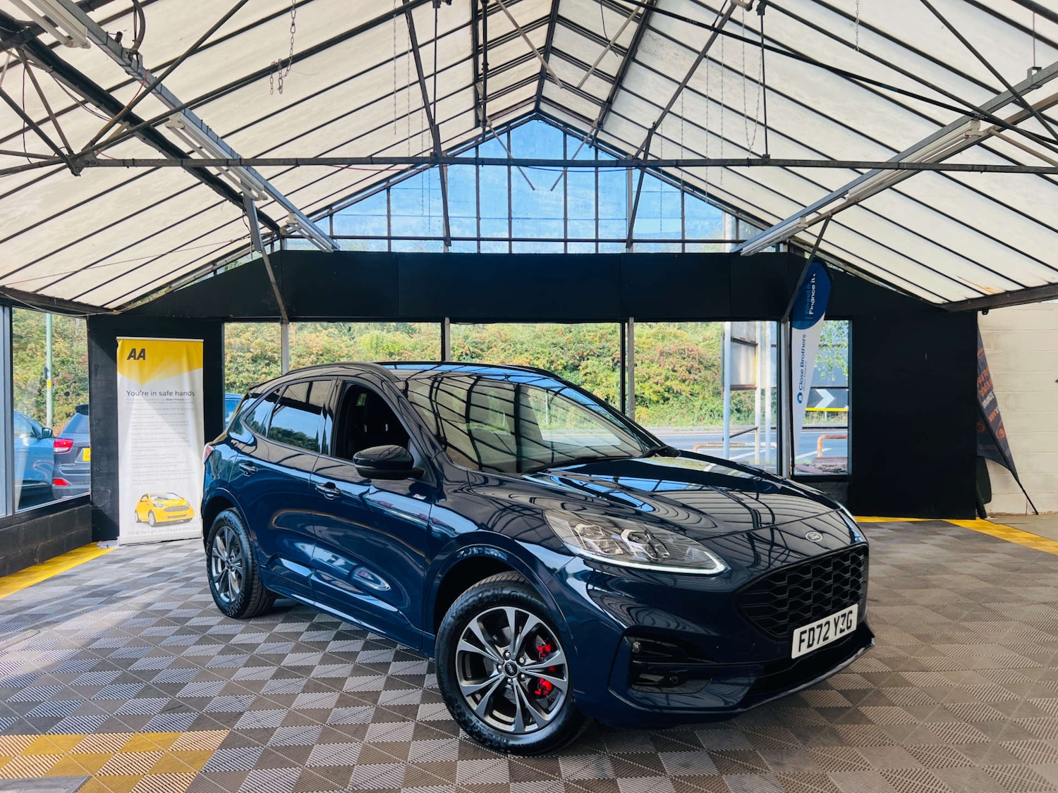 Used Ford Kuga 2023 for sale - 76477440: Photo 1