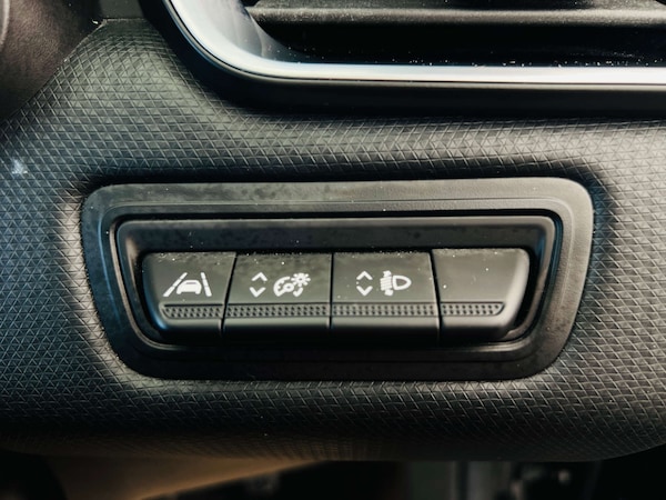 Used Renault Clio 2021 for sale - 76177237: Photo 16