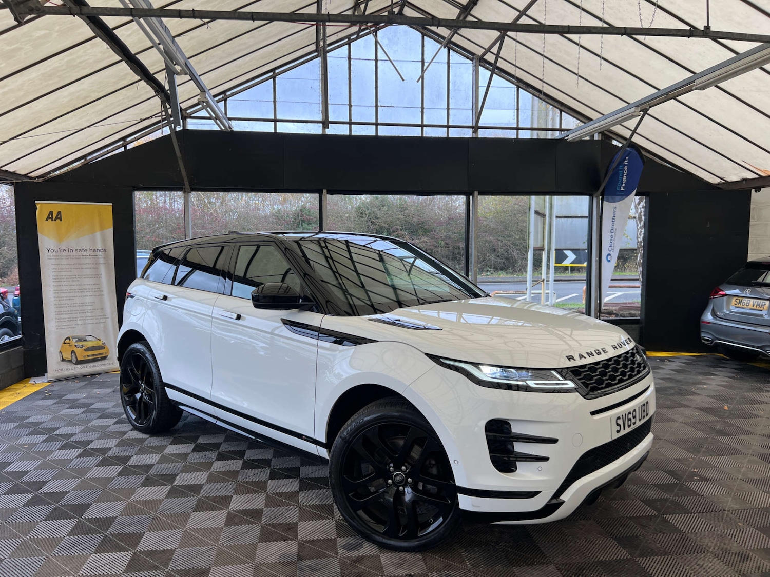 Used Land Rover Range Rover Evoque 2019 for sale - 76735779: Photo 1