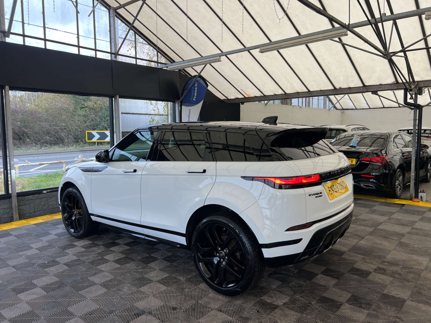 Used Land Rover Range Rover Evoque 2019 for sale - 76735779: Photo 5
