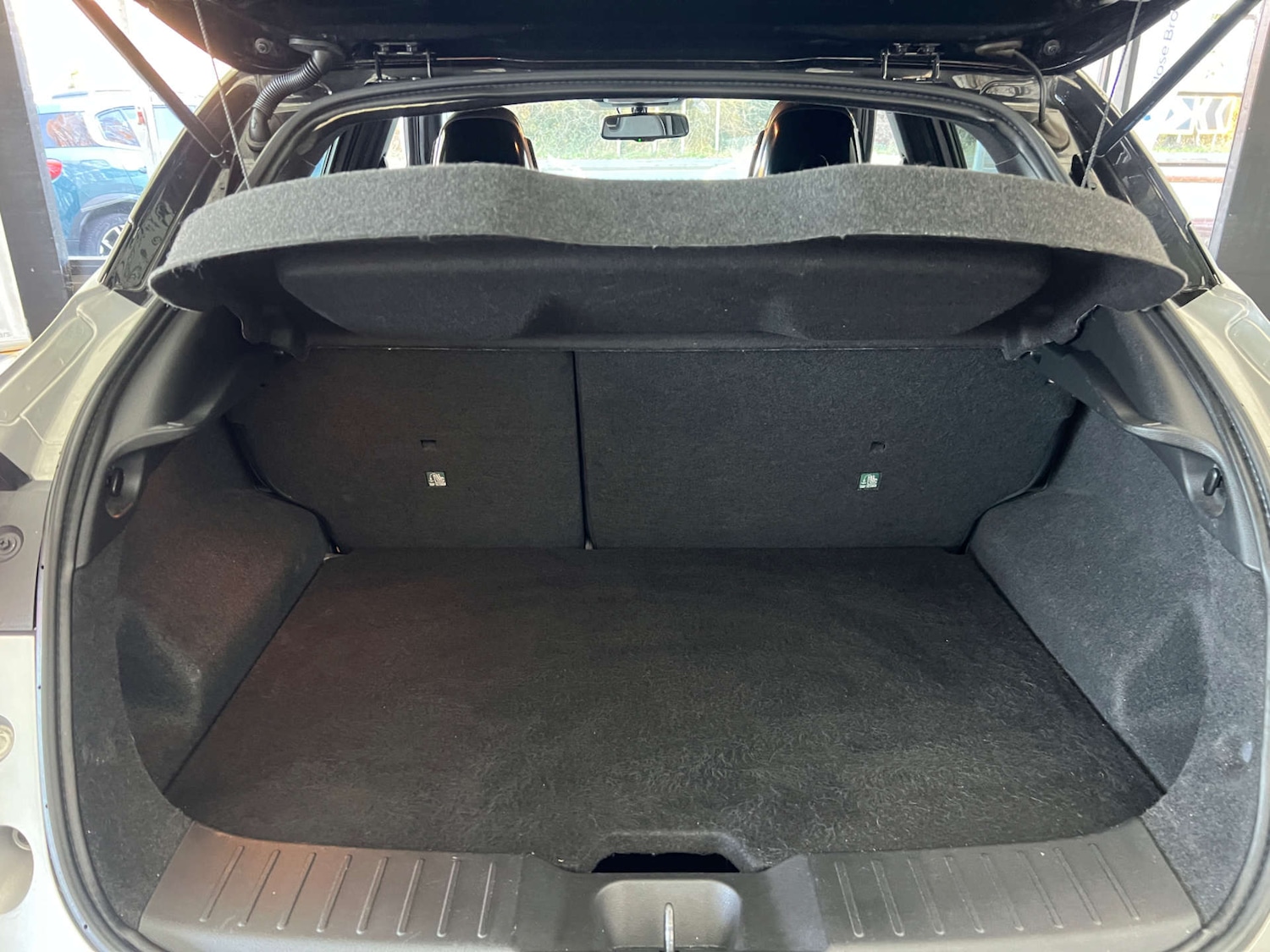 Used Nissan Juke 2020 for sale - 76643750: Photo 30