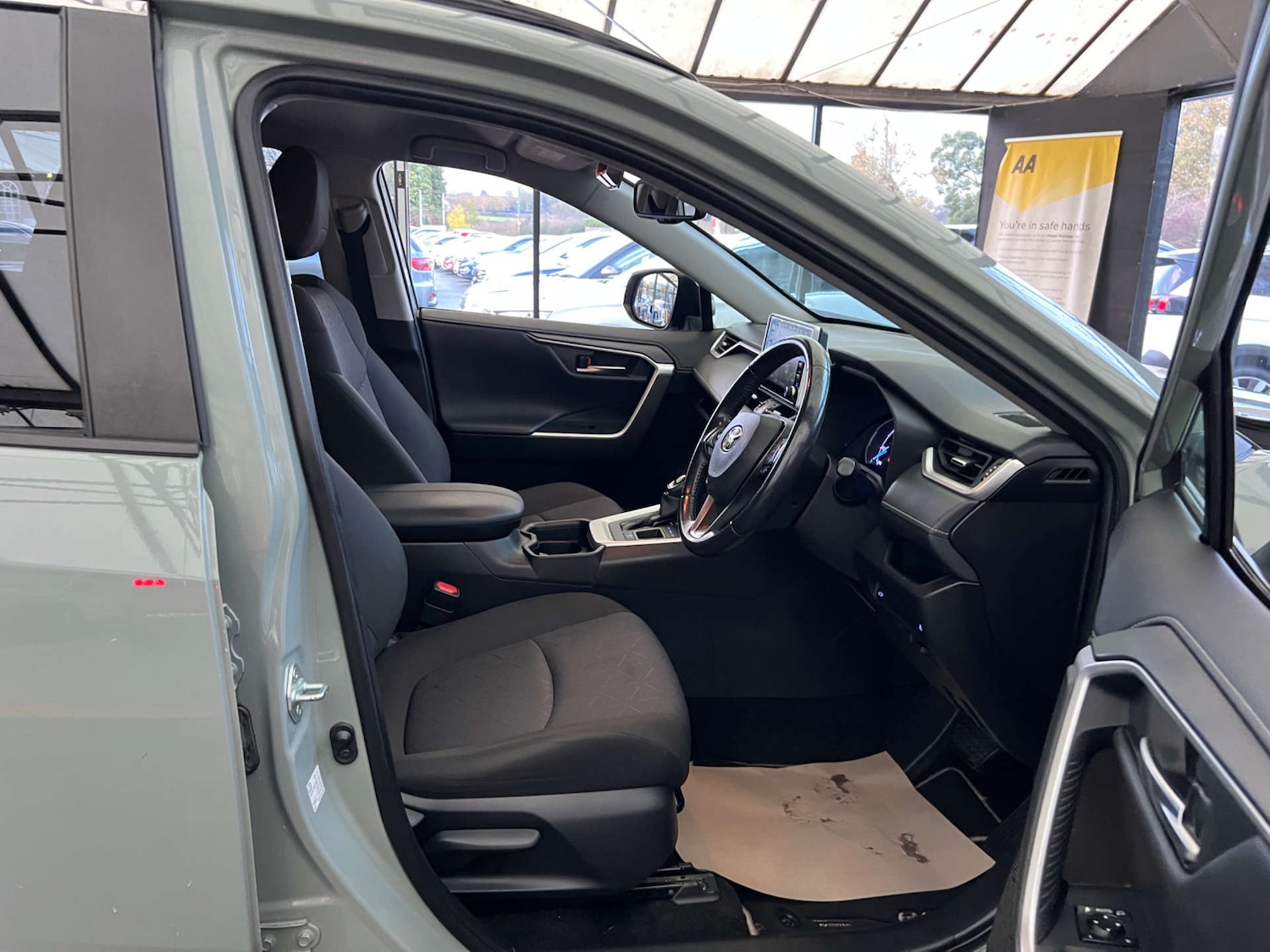 Used Toyota RAV4 2020 for sale - 76625849: Photo 8