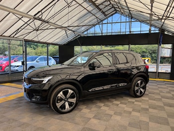 Used Volvo XC40 2023 for sale - 79525111: Photo