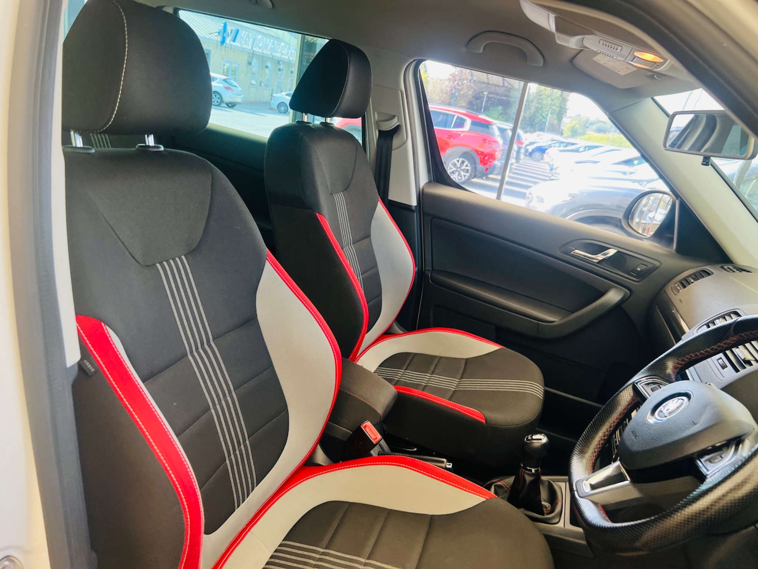 Used Skoda Yeti 2016 for sale - 76601567: Photo 11