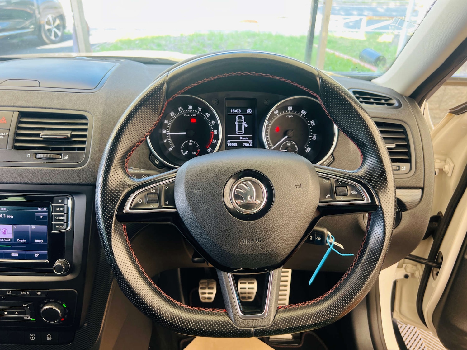 Used Skoda Yeti 2016 for sale - 76601567: Photo 14