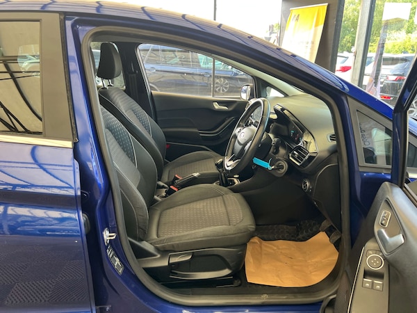 Used Ford Fiesta 2017 for sale - 75969210: Photo 10