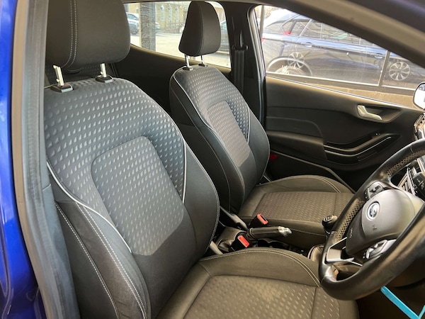 Used Ford Fiesta 2017 for sale - 75969210: Photo 12