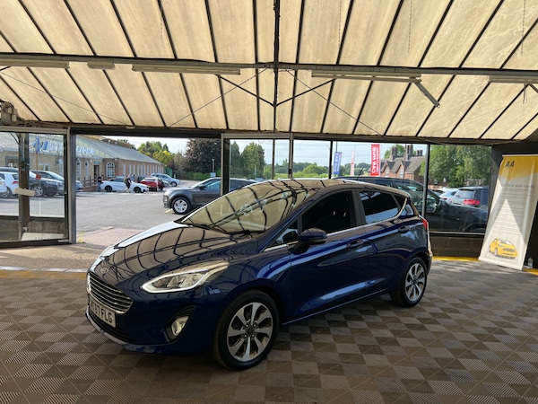 Used Ford Fiesta 2017 for sale - 75969210: Photo 4
