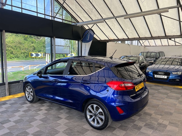 Used Ford Fiesta 2017 for sale - 75969210: Photo 6