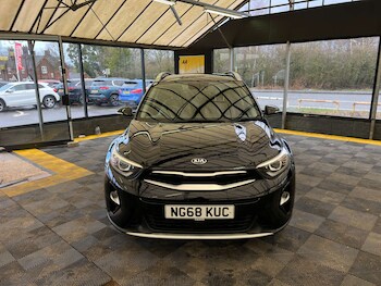 Used Kia Stonic 2019 for sale - 77523130: Photo