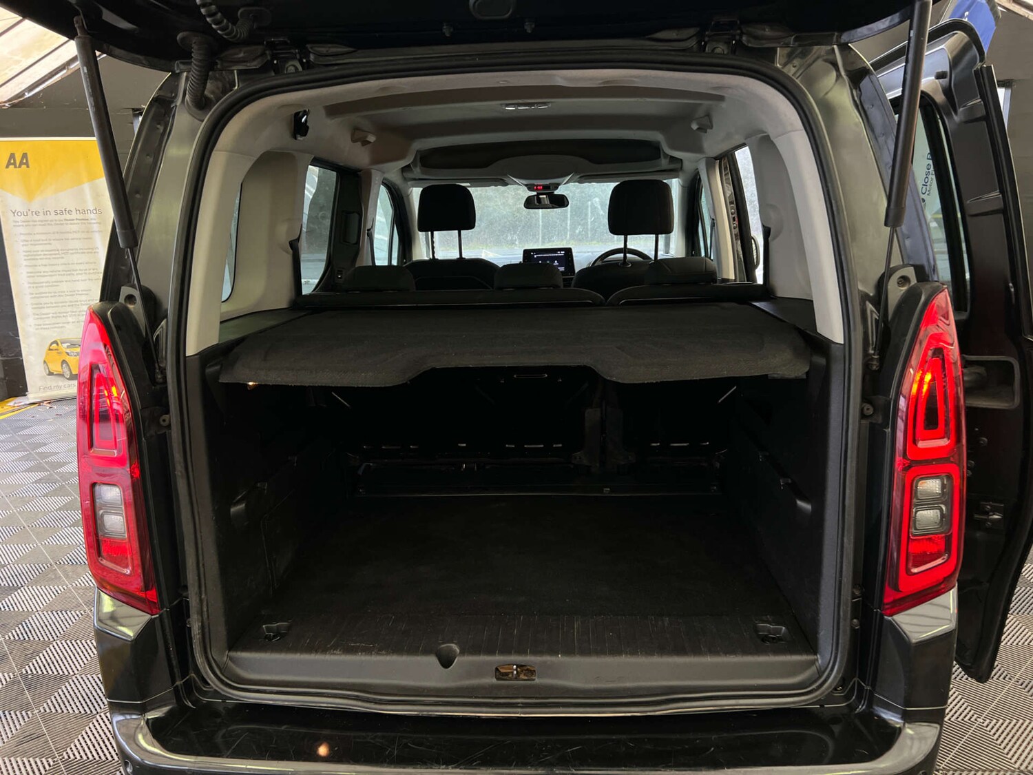 Used Vauxhall Combo Life 2021 for sale - 77547663: Photo 25