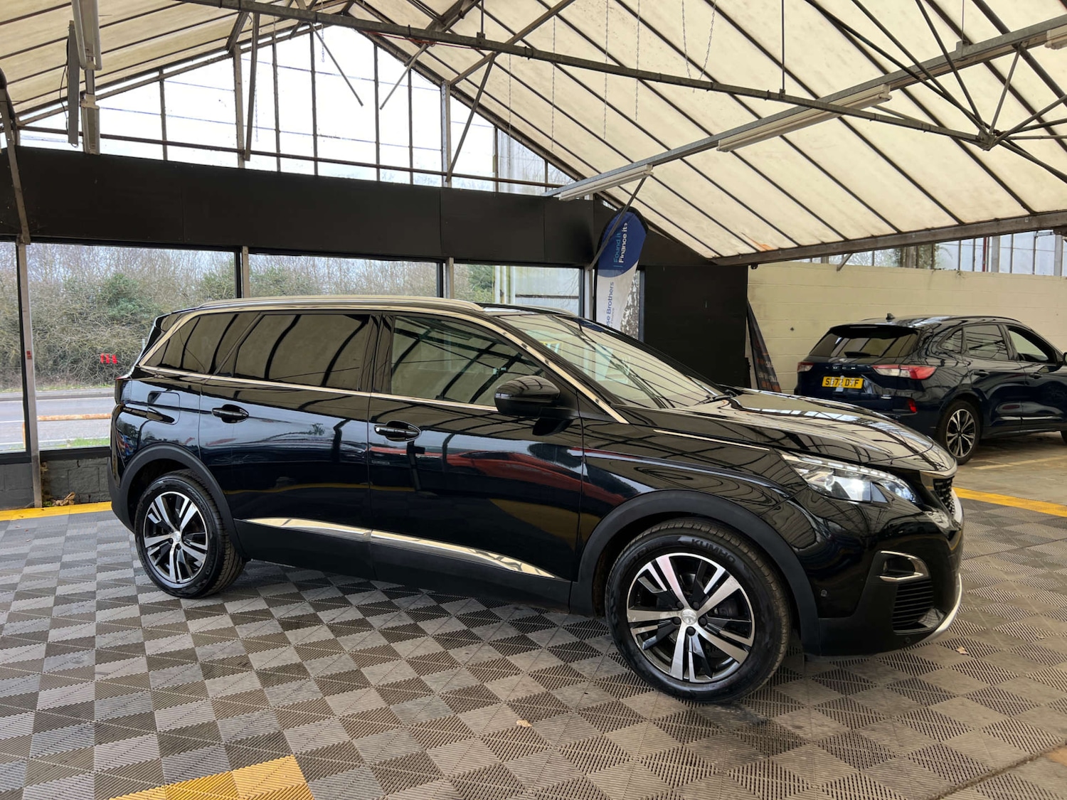 Used Peugeot 5008 2018 for sale - 77595682: Photo 3