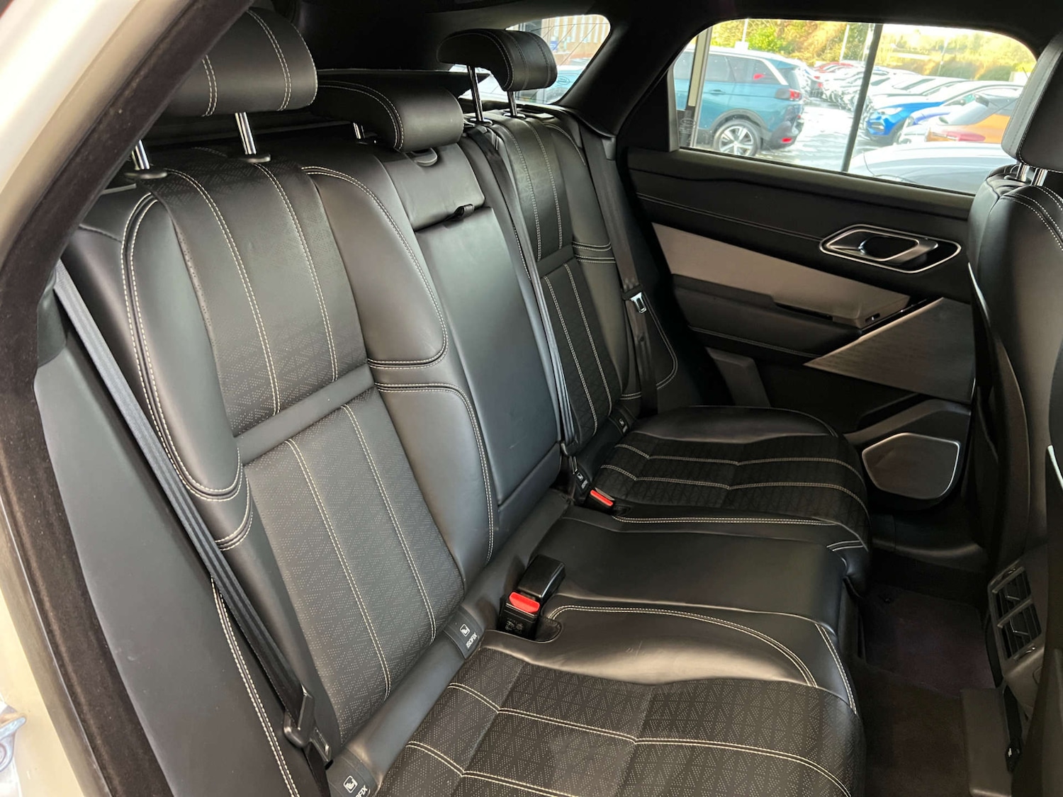 Used Land Rover Range Rover Velar 2018 for sale - 77241070: Photo 30