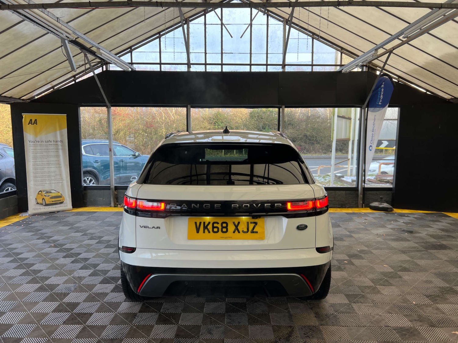 Used Land Rover Range Rover Velar 2018 for sale - 77241070: Photo 6