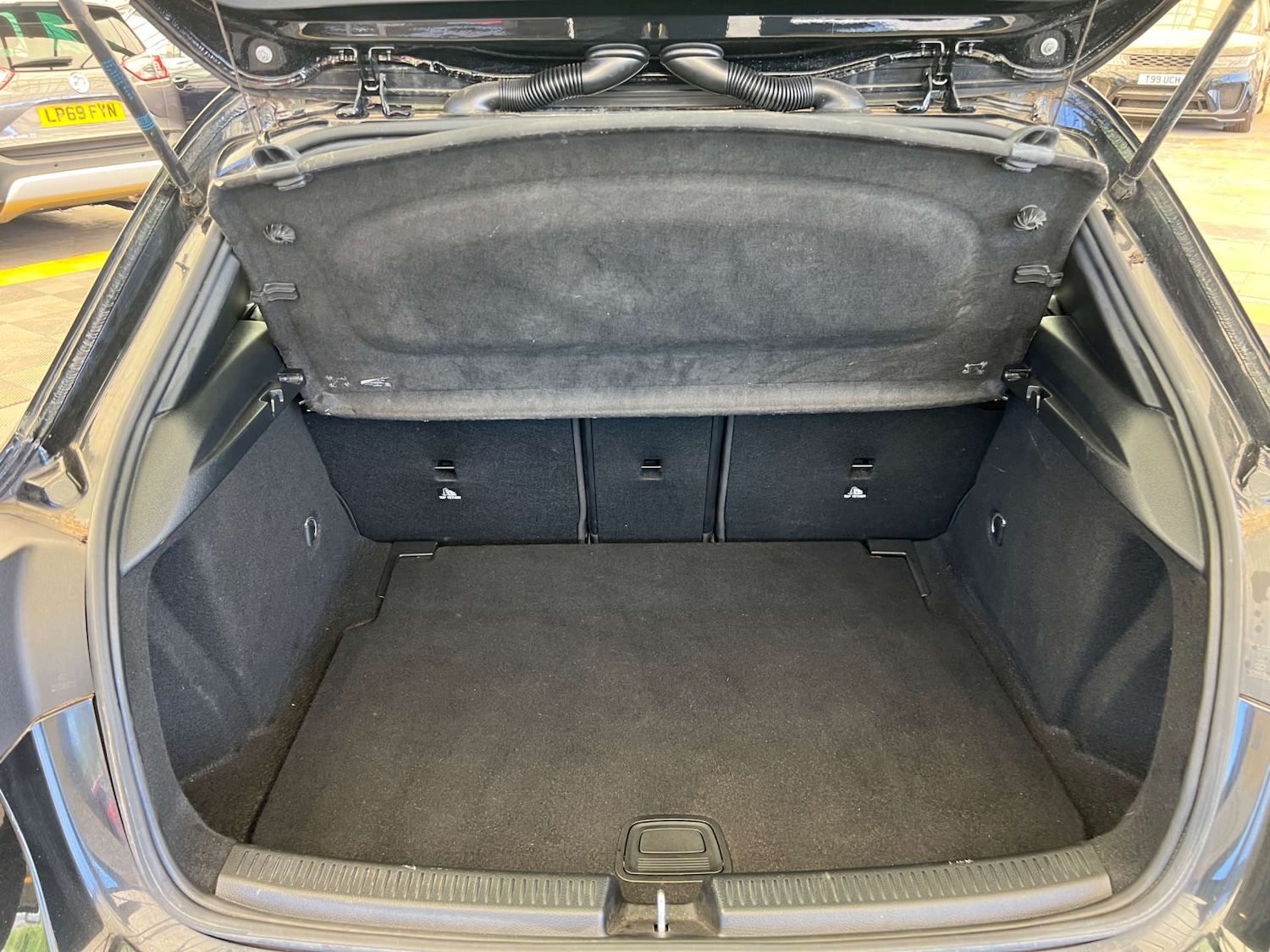 Vehicle 29