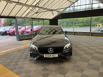 Used Mercedes-Benz E Class 2019 for sale - 79111372: Photo
