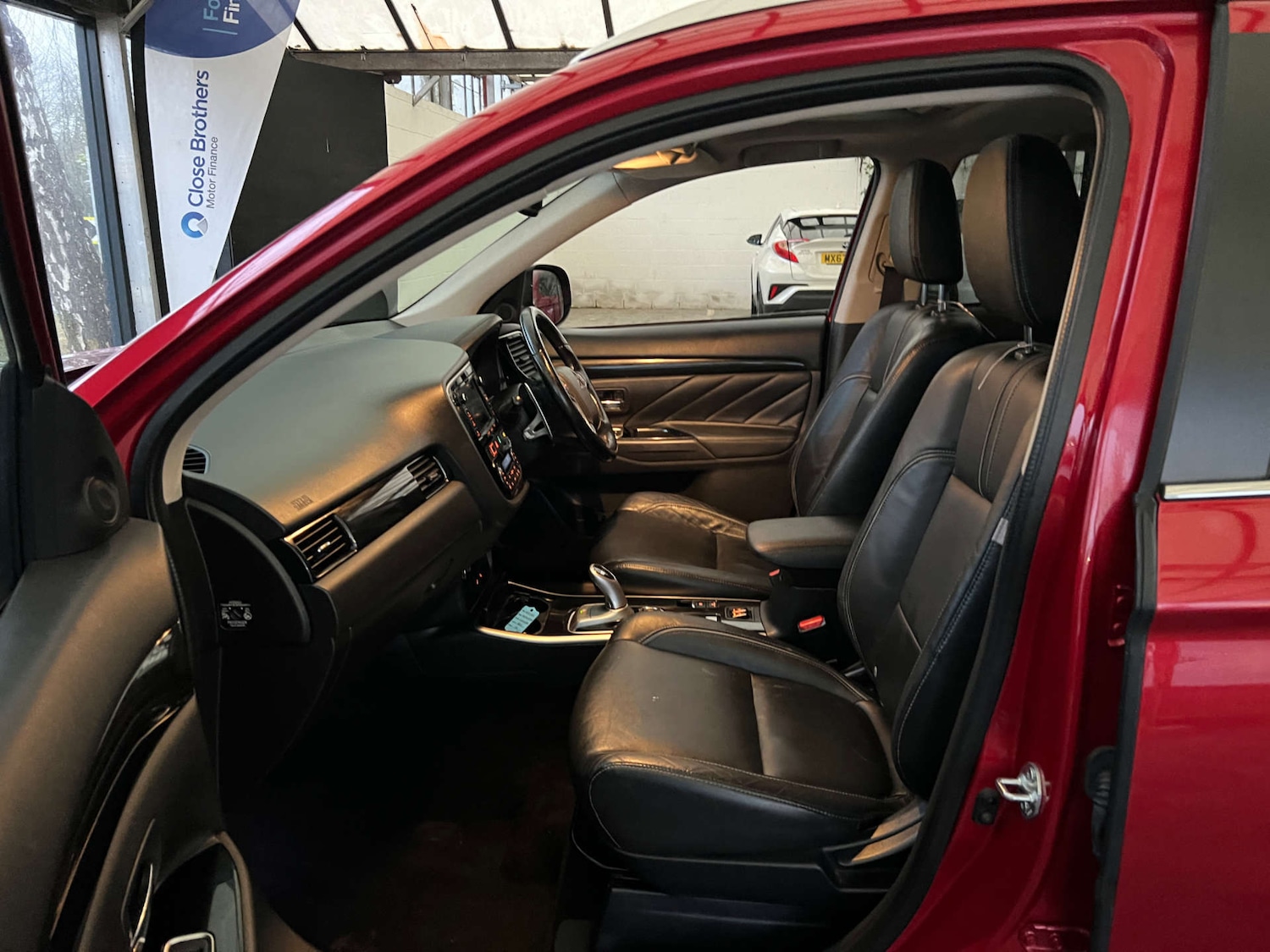 Used Mitsubishi Outlander 2017 for sale - 77147770: Photo 21