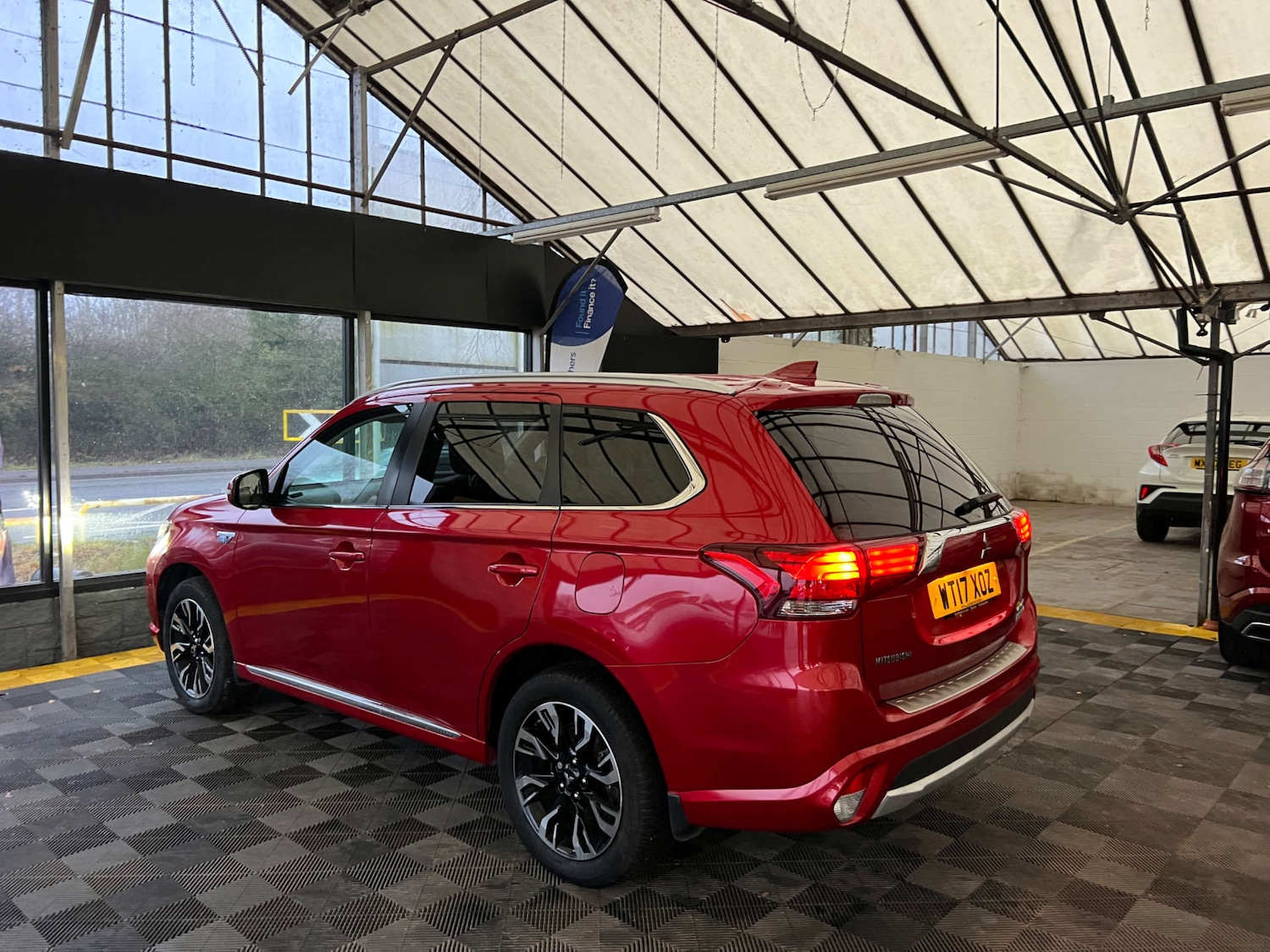 Used Mitsubishi Outlander 2017 for sale - 77147770: Photo 5