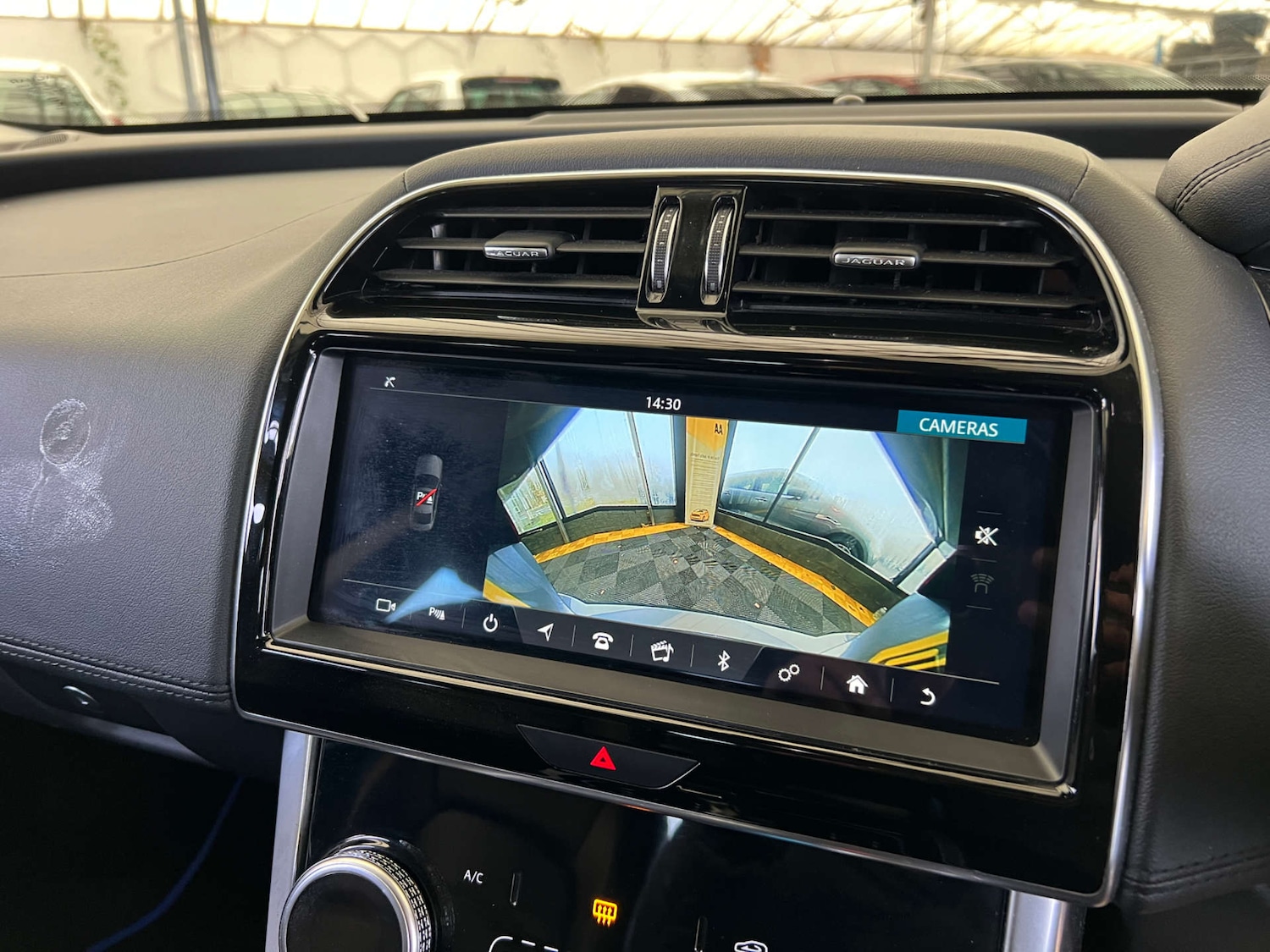 Used Jaguar XE 2020 for sale - 77604040: Photo 19