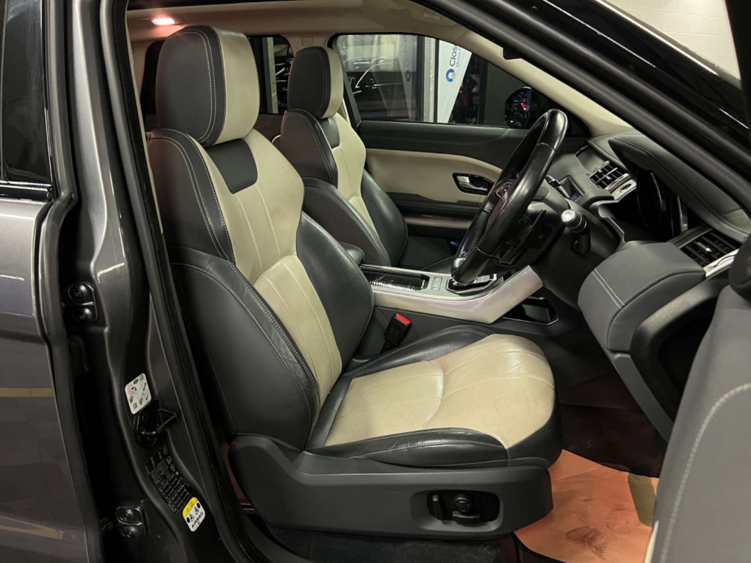 Used Land Rover Range Rover Evoque 2016 for sale - 76393373: Photo 12