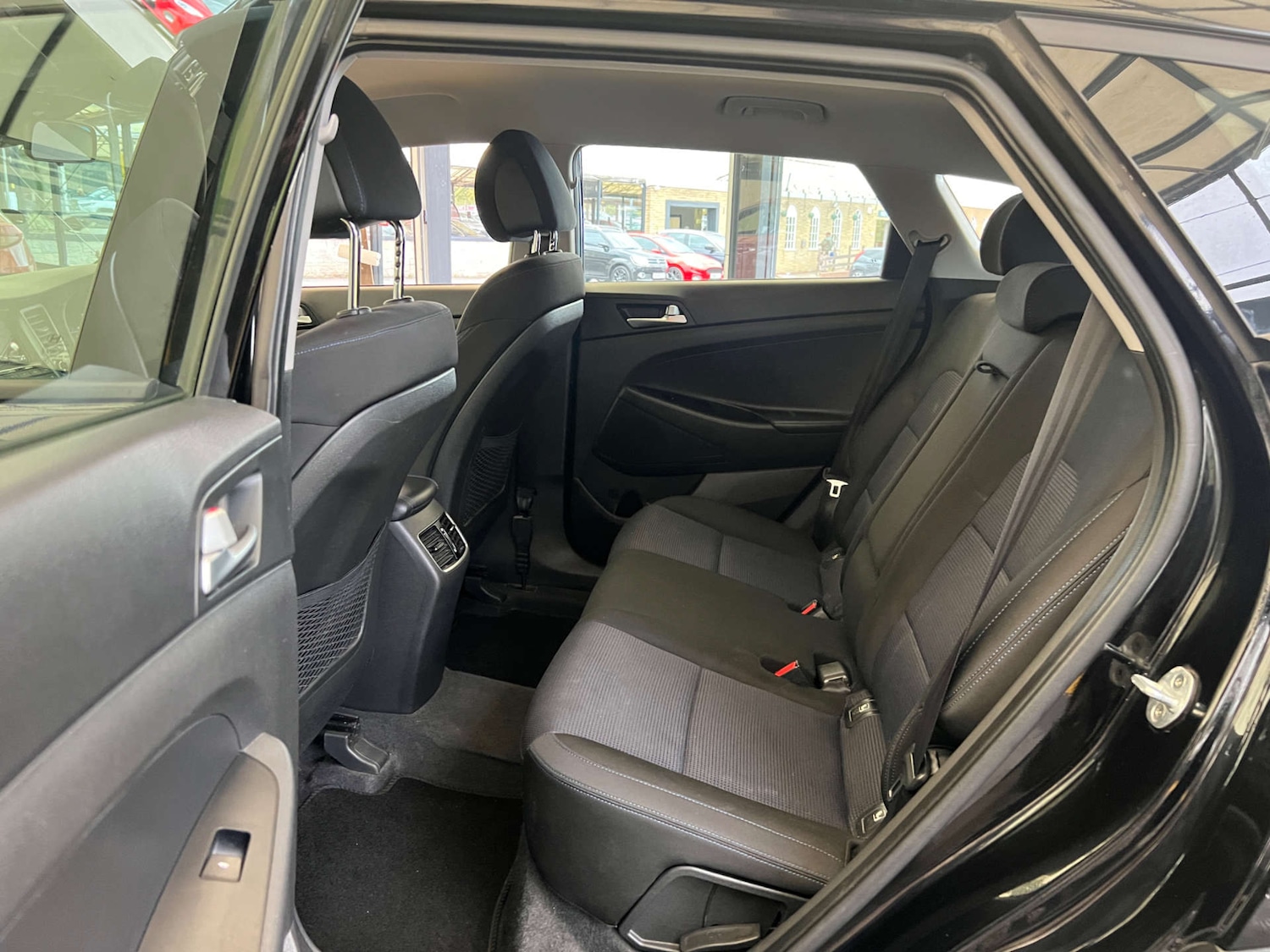 Used Hyundai TUCSON 2016 for sale - 76097144: Photo 26