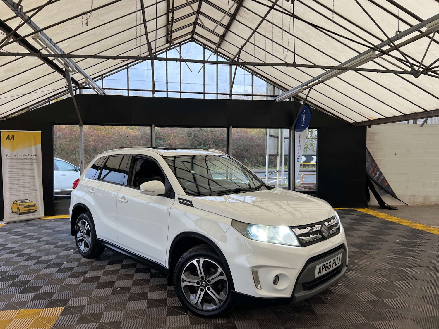 Used Suzuki Vitara 2016 for sale - 76477441: Photo 1
