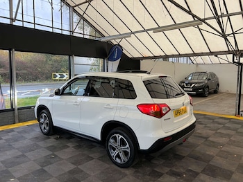 Used Suzuki Vitara 2016 for sale - 76477441: Photo