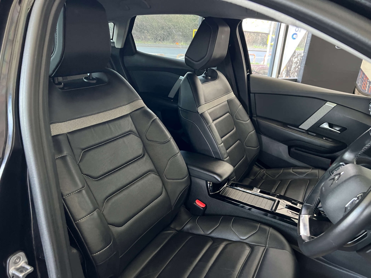 Used Citroen C4 2022 for sale - 76910561: Photo 11