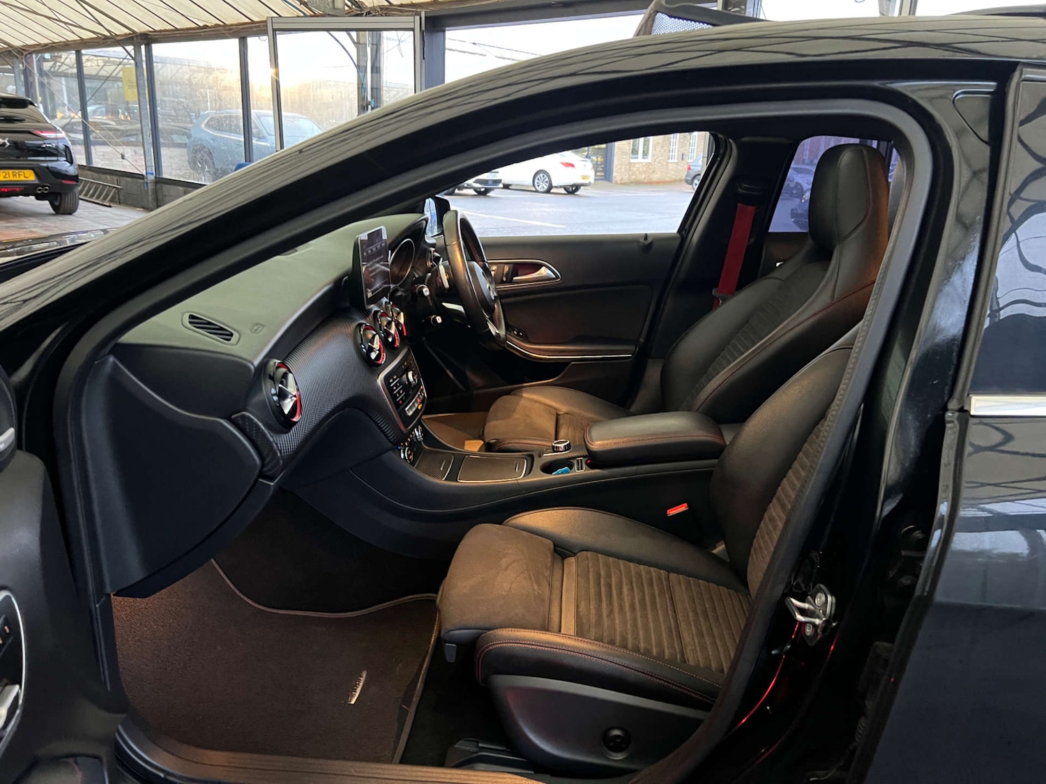 Used Mercedes-Benz A-Class 2018 for sale - 76669801: Photo 23