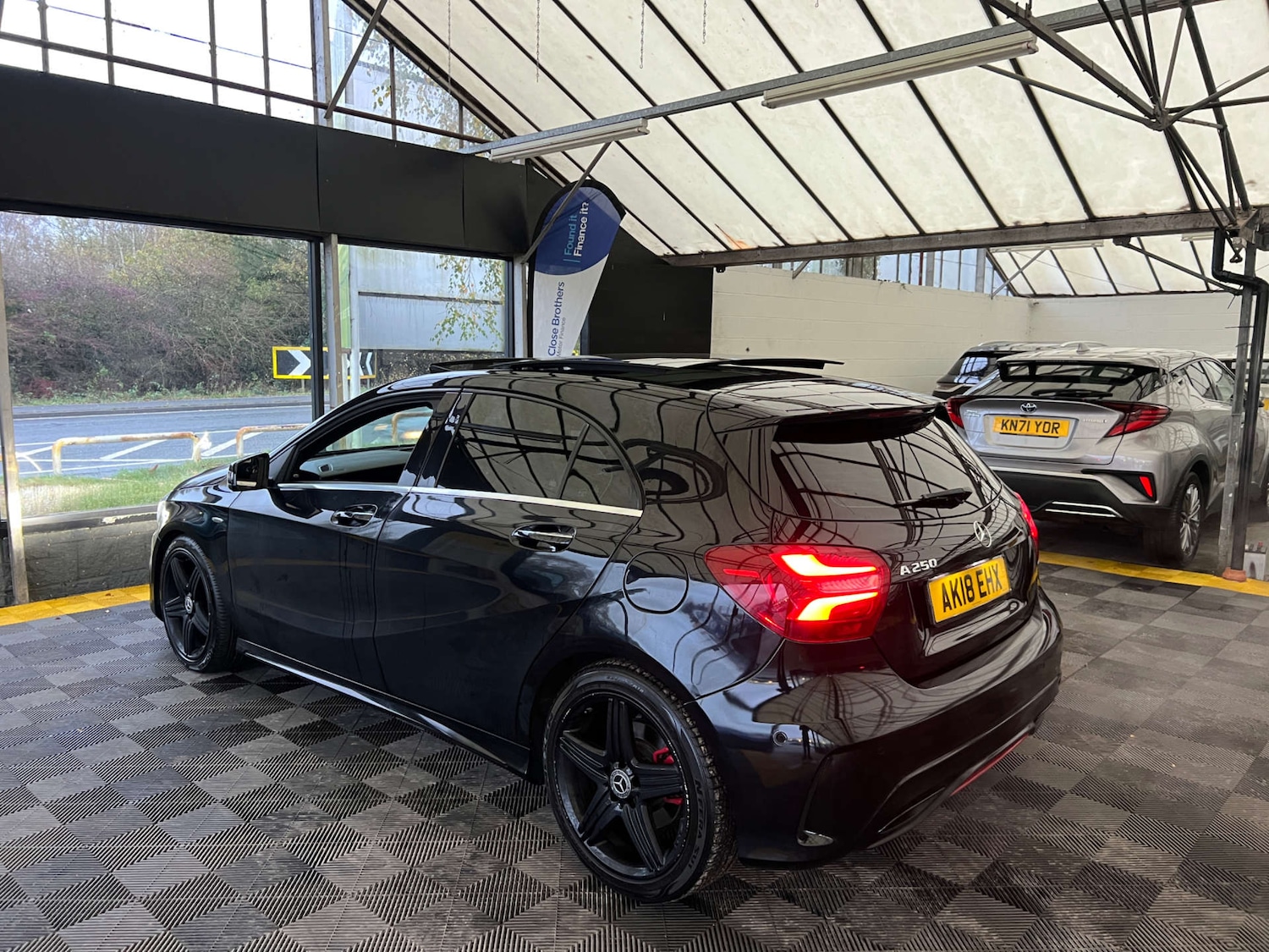 Used Mercedes-Benz A-Class 2018 for sale - 76669801: Photo 5