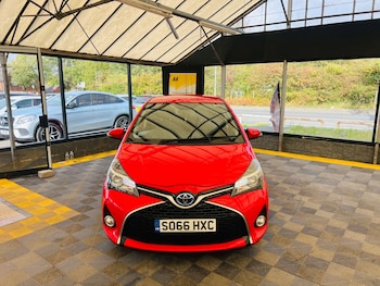 Used Toyota Yaris 2016 for sale - 76000367: Photo