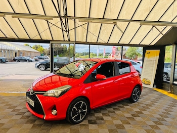 Used Toyota Yaris 2016 for sale - 76000367: Photo