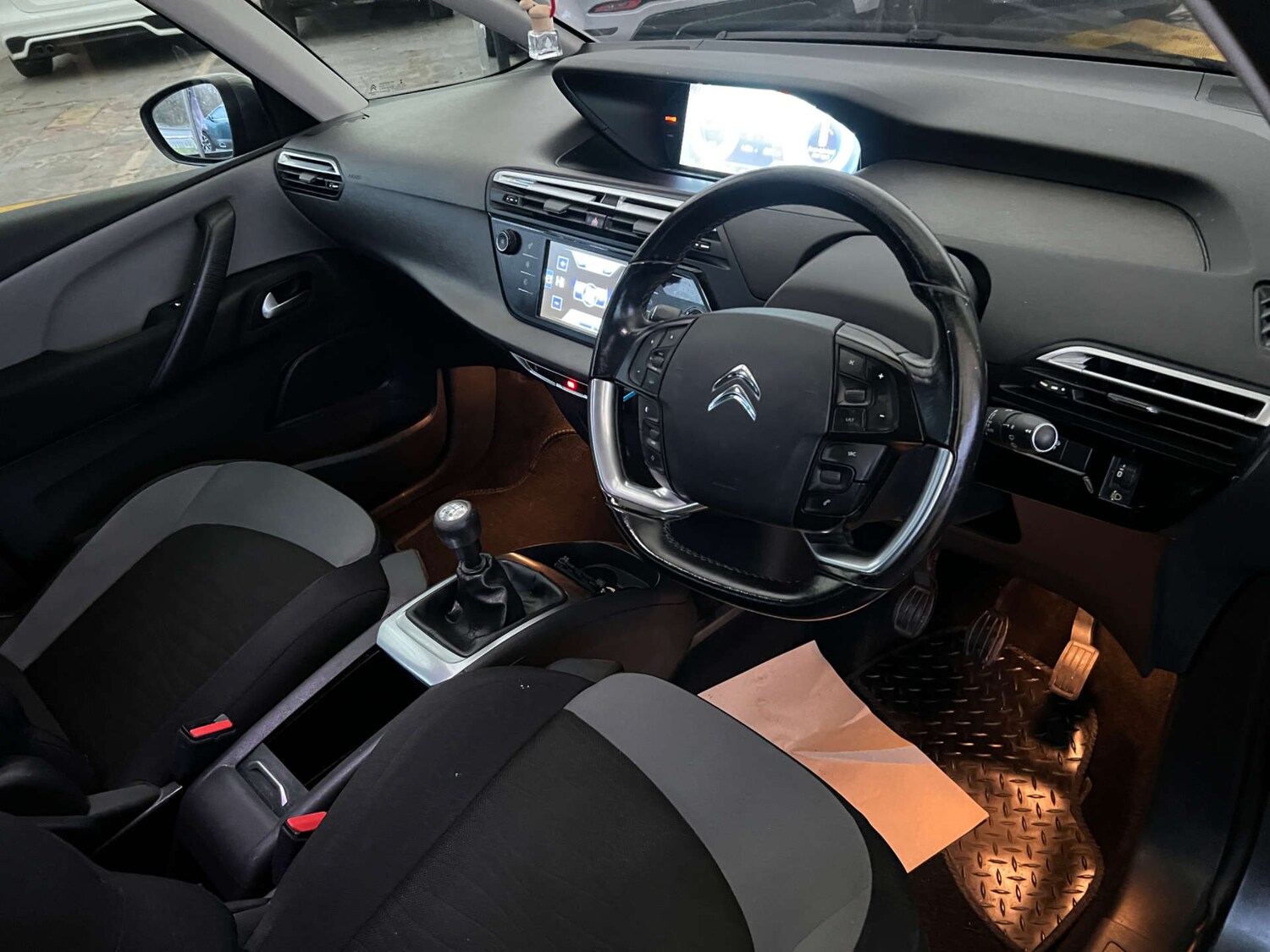 Used Citroen C4 Grand Picasso 2015 for sale - 77409805: Photo 10