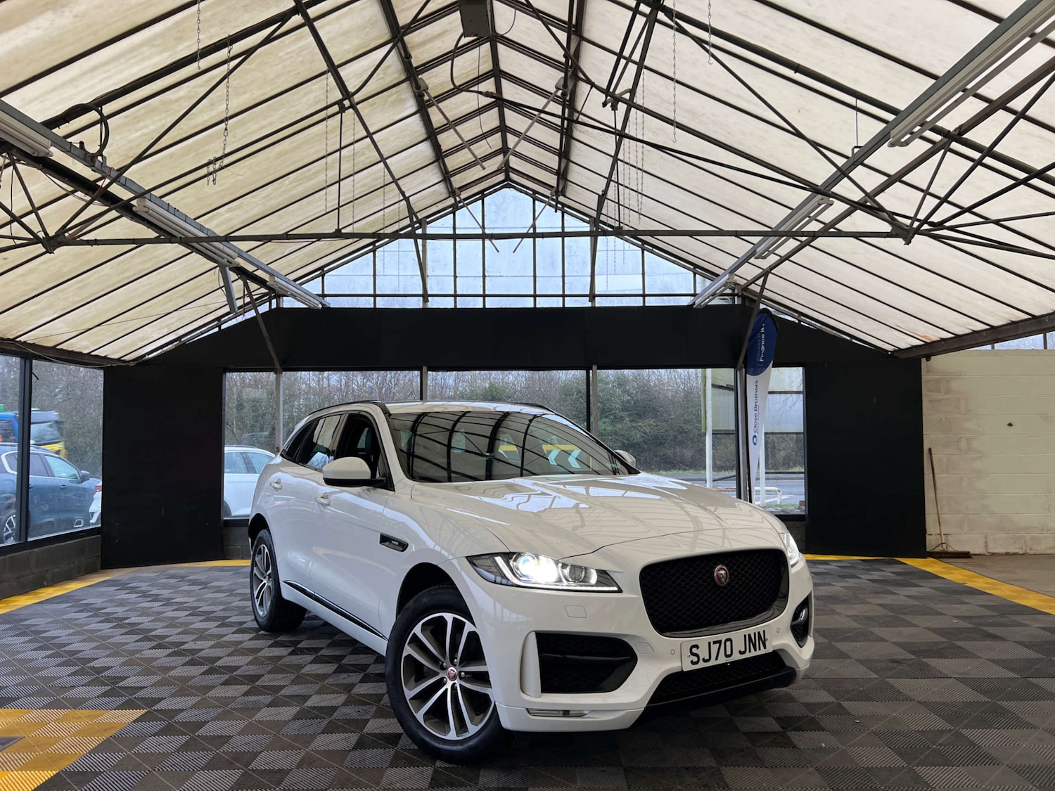 Used Jaguar F-Pace 2020 for sale - 77872461: Photo 1