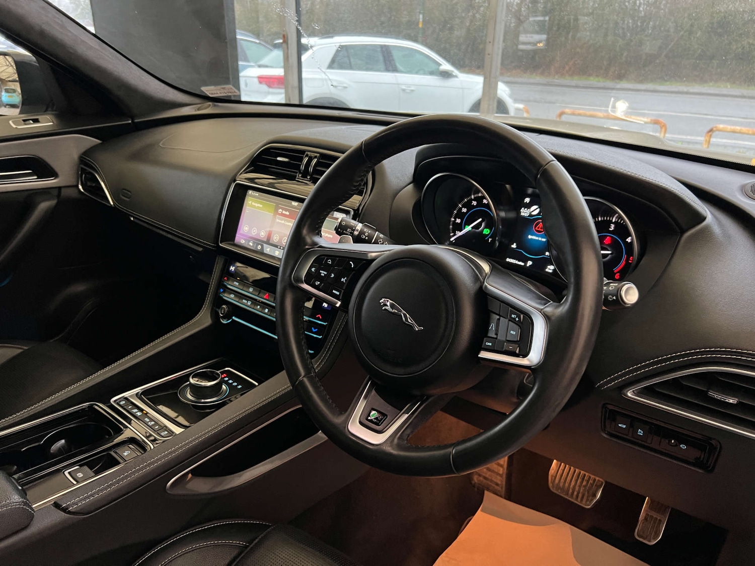 Used Jaguar F-Pace 2020 for sale - 77872461: Photo 12