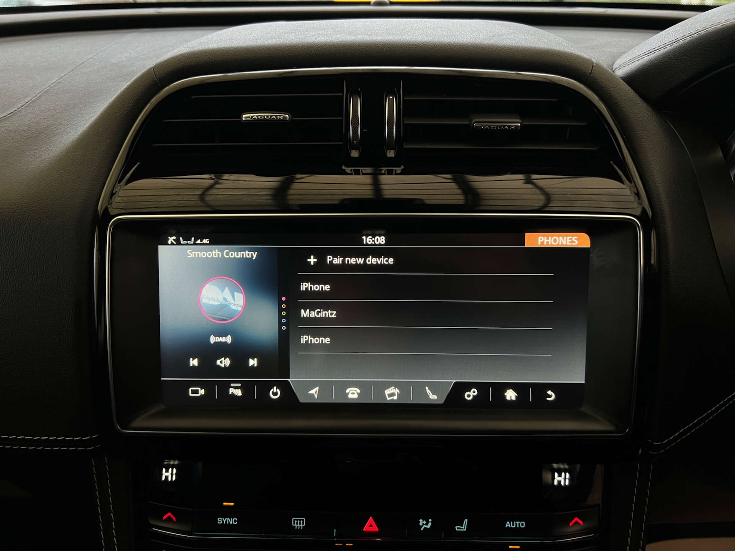 Used Jaguar F-Pace 2020 for sale - 77872461: Photo 20