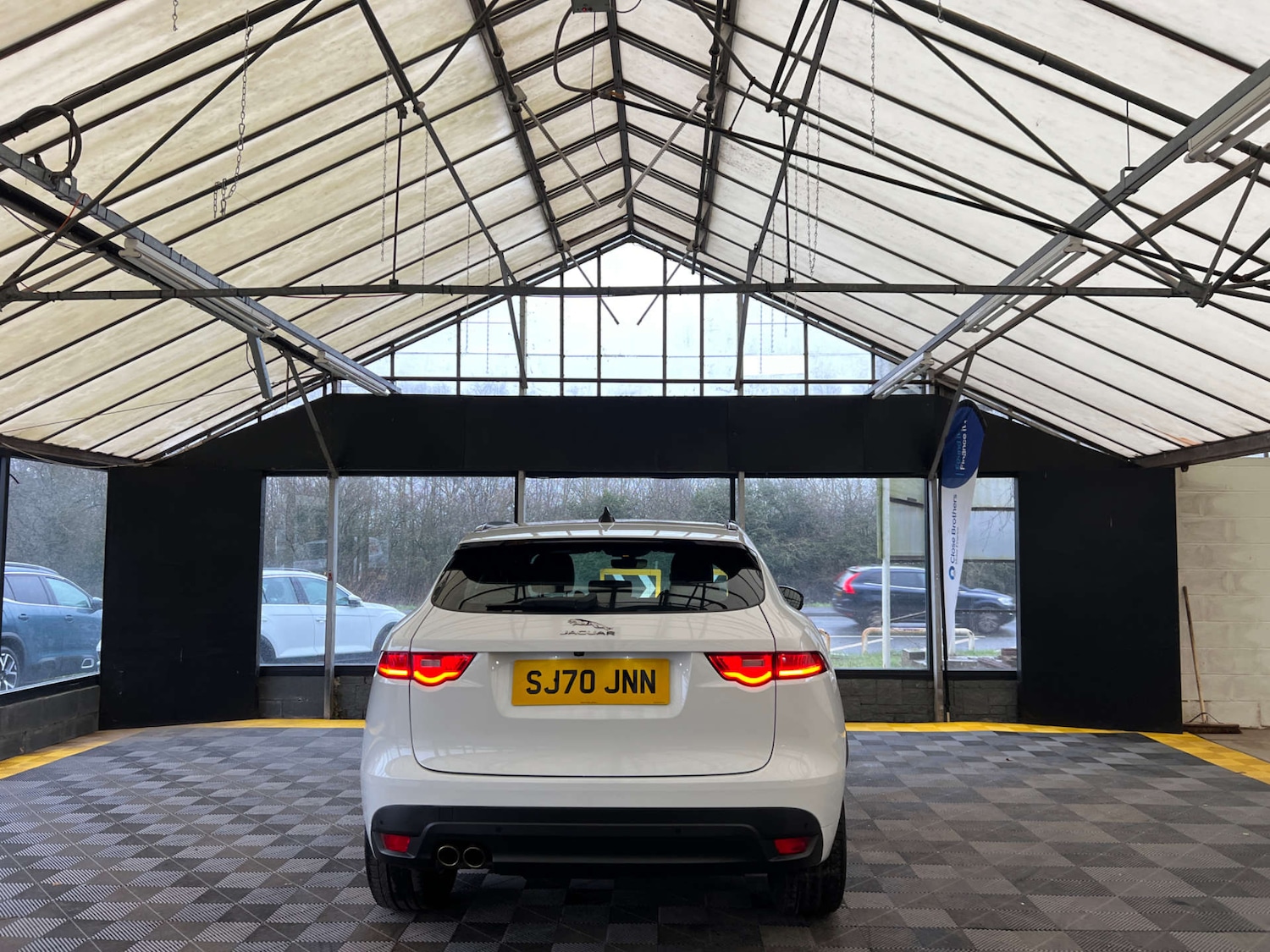 Used Jaguar F-Pace 2020 for sale - 77872461: Photo 8