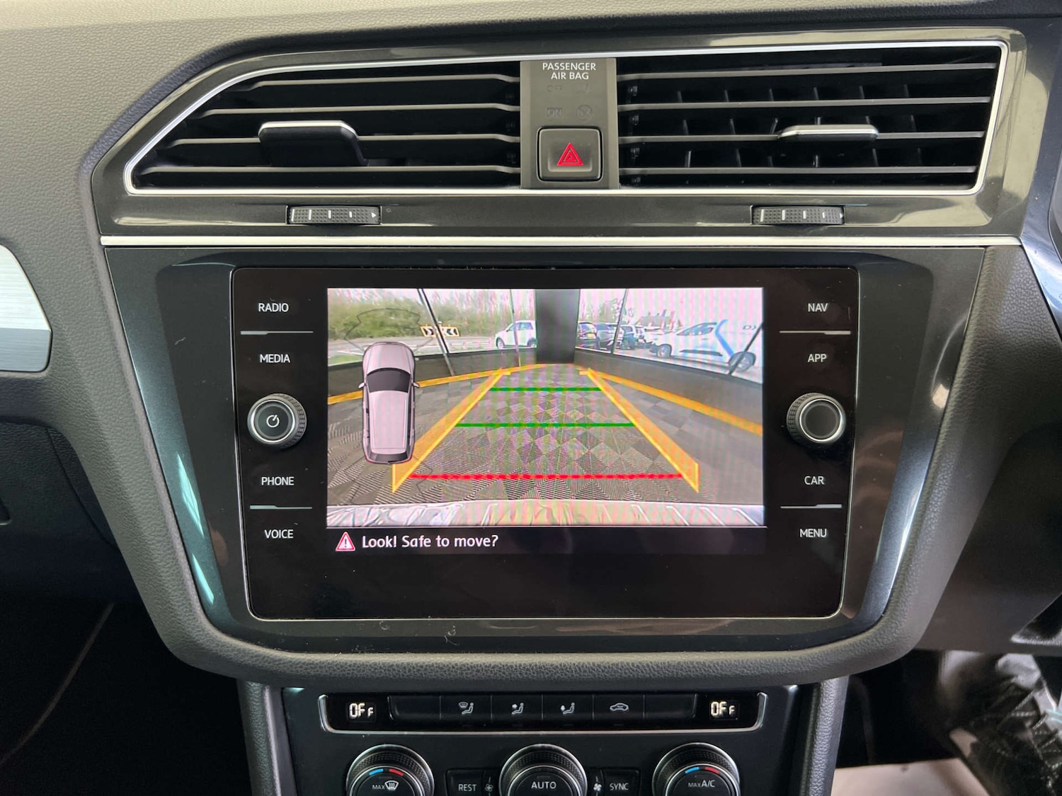 Used Volkswagen Tiguan 2019 for sale - 78070979: Photo 24