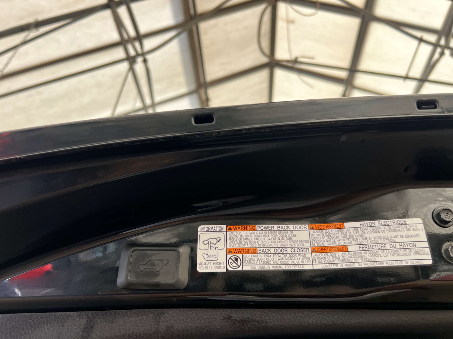 Used Toyota RAV4 2016 for sale - 76352626: Photo 27