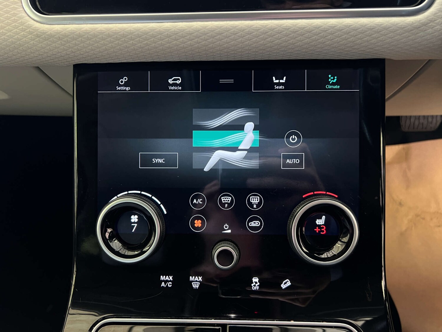 Used Land Rover Range Rover Velar 2019 for sale - 77523117: Photo 18