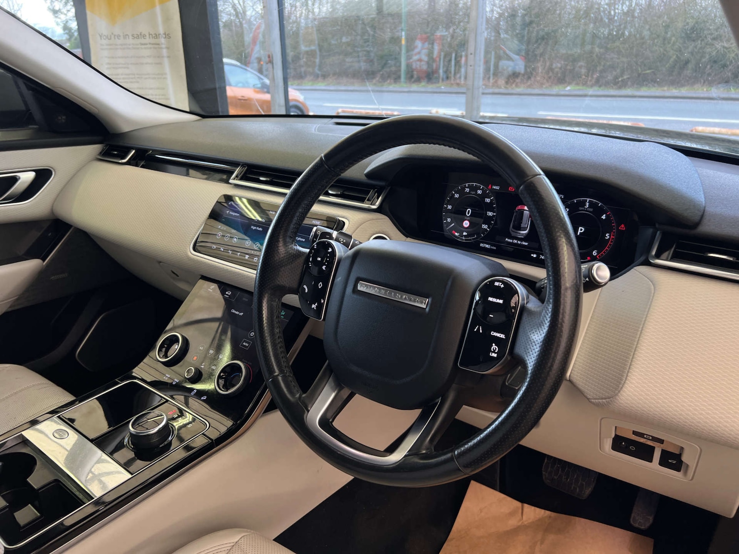 Used Land Rover Range Rover Velar 2019 for sale - 77523117: Photo 8