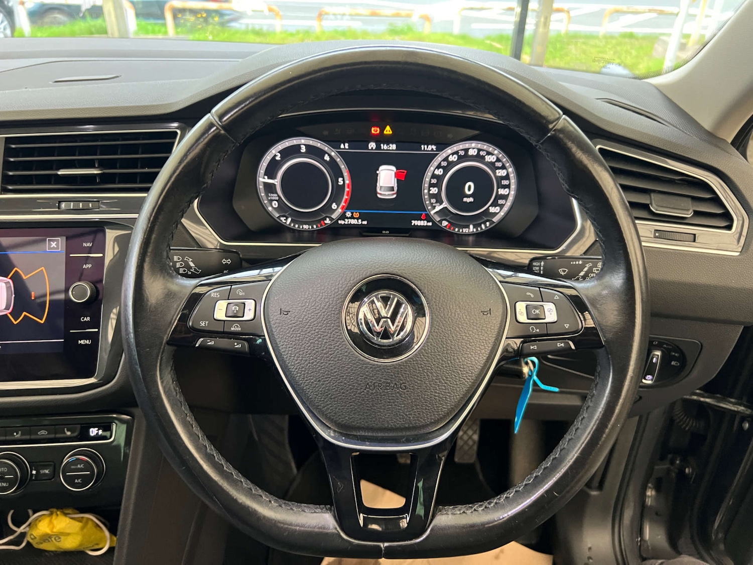 Used Volkswagen Tiguan 2017 for sale - 76601513: Photo 14