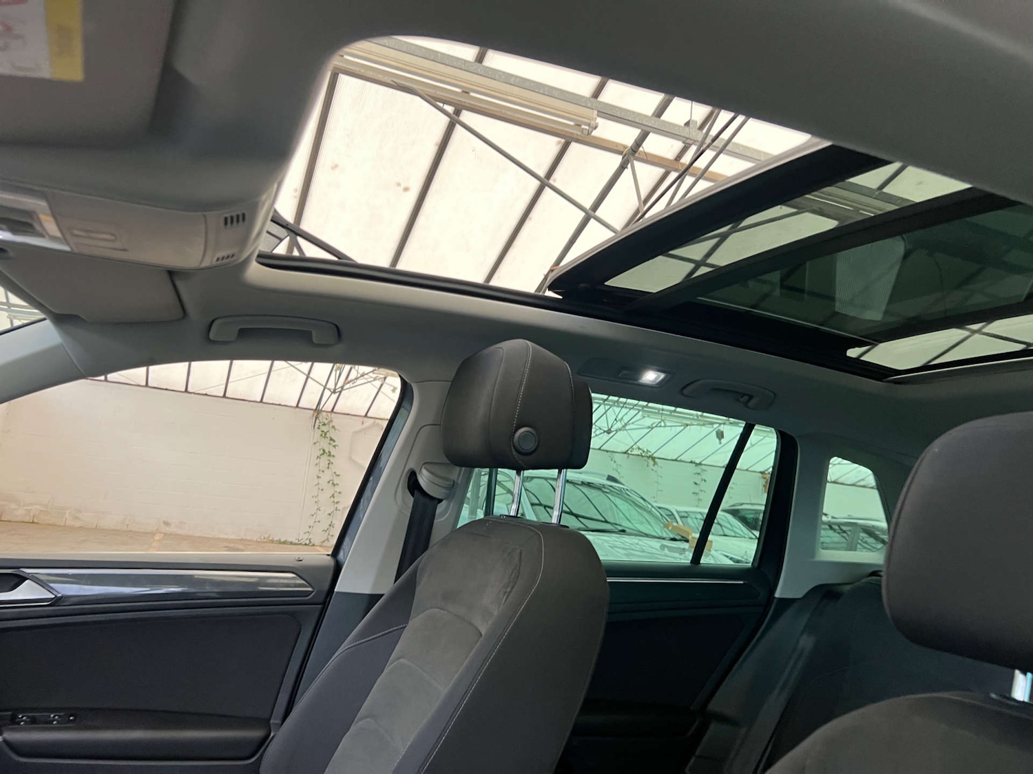 Used Volkswagen Tiguan 2017 for sale - 76601513: Photo 24