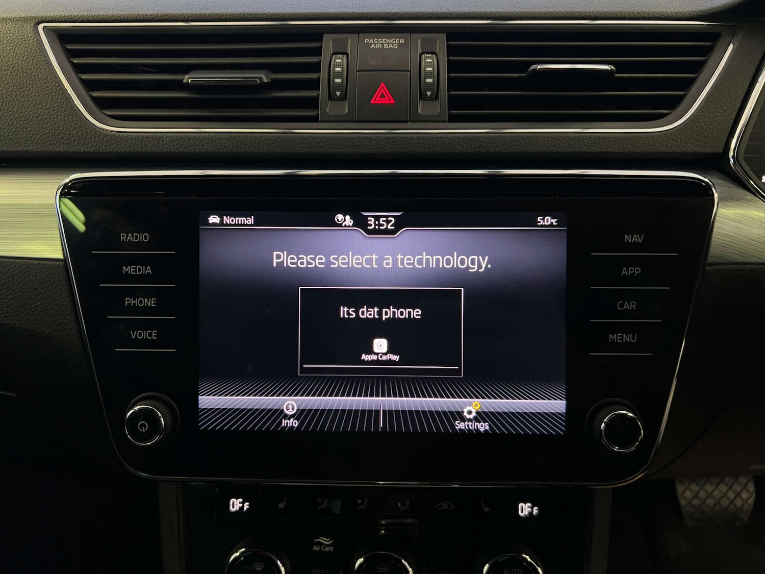 Used Skoda Superb 2021 for sale - 77547669: Photo 21