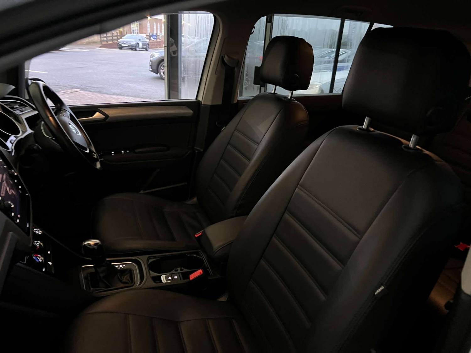 Used Volkswagen Touran 2021 for sale - 77038514: Photo 21